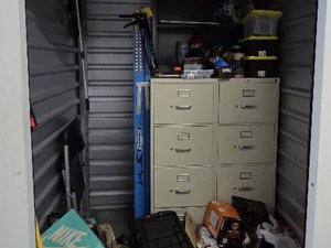 5 x 5 storage unit in Pico Rivera, CA
