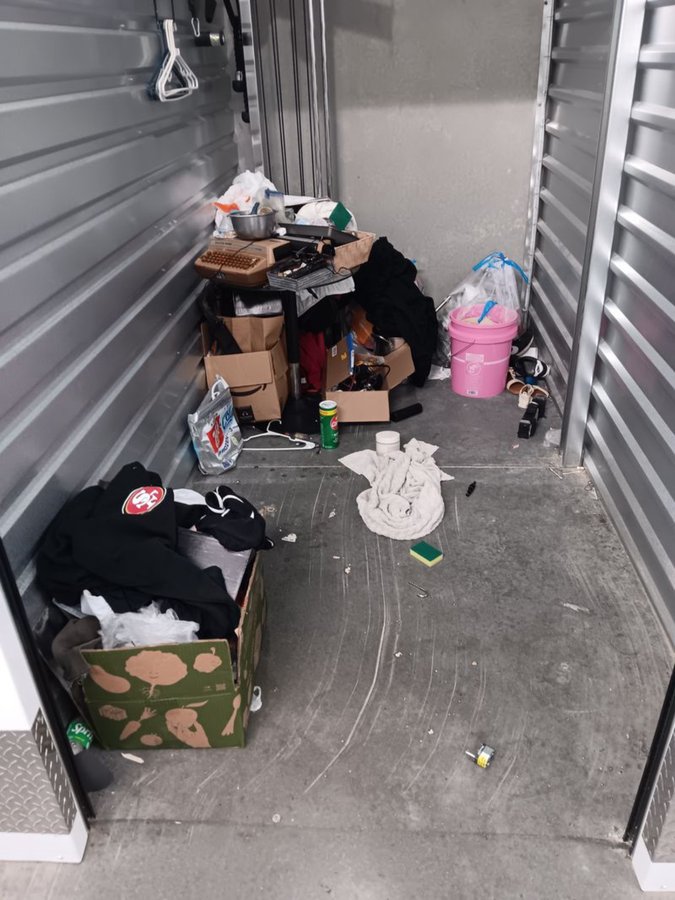 5 x 10 storage unit in Gilroy, CA