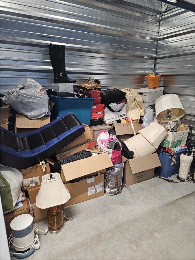 10 x 5 storage unit in Virginia Beach, VA