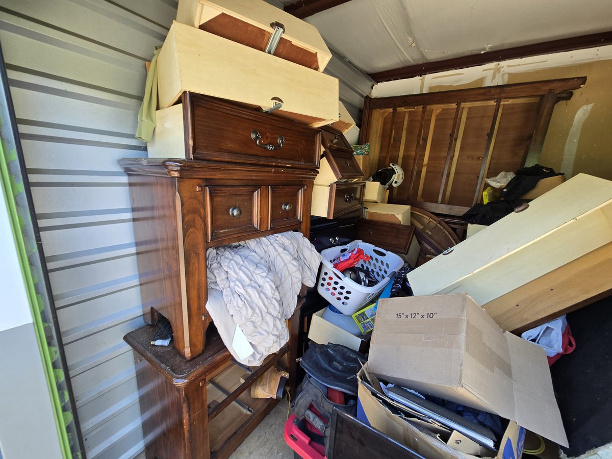 10 x 10 storage unit in Winston-Salem, NC