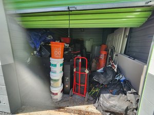 10 x 20 storage unit in Lakeland, FL