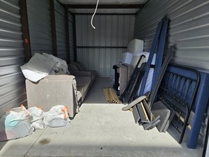 10 x 20 unit in Land O Lakes