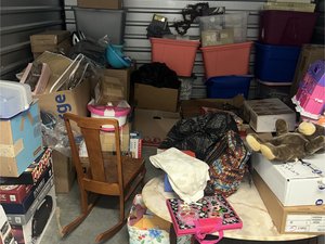 10 x 10 storage unit in Sterling, VA