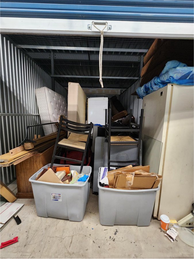 10 x 20 storage unit in Bristol, CT