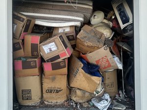 12 x 30 storage unit in South Gate, CA