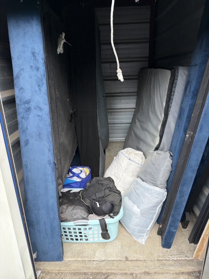 5 x 10 storage unit in Rochester Hills, MI