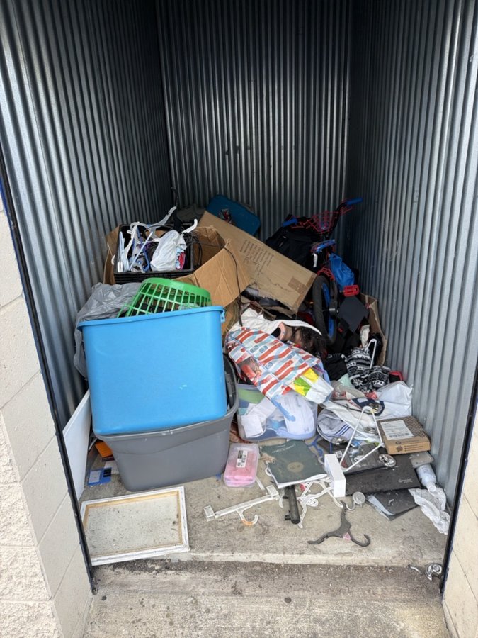 5 x 10 storage unit in Rochester Hills, MI
