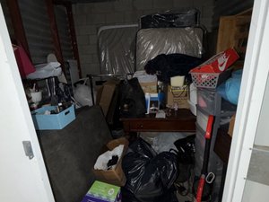 10 x 10 storage unit in Ventura, CA