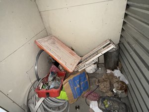 5 x 5 storage unit in Ventura, CA