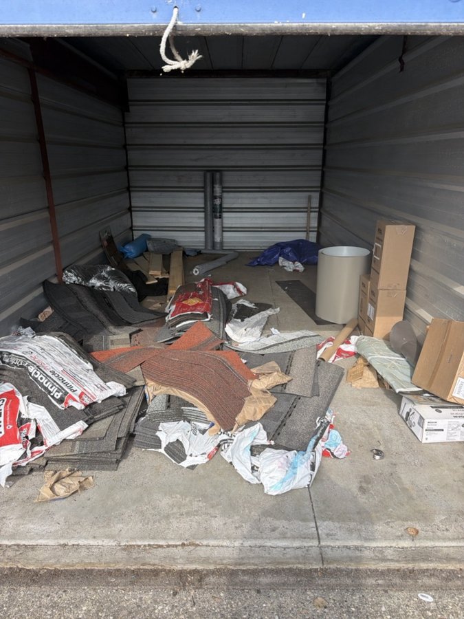 10 x 20 storage unit in Rochester Hills, MI