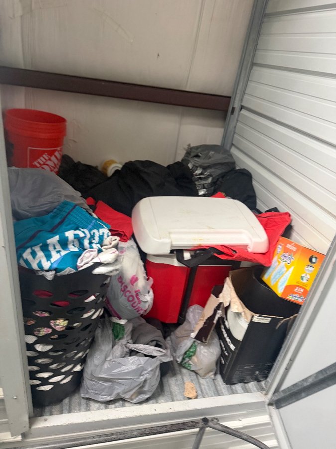 4 x 4 storage unit in Orlando, FL