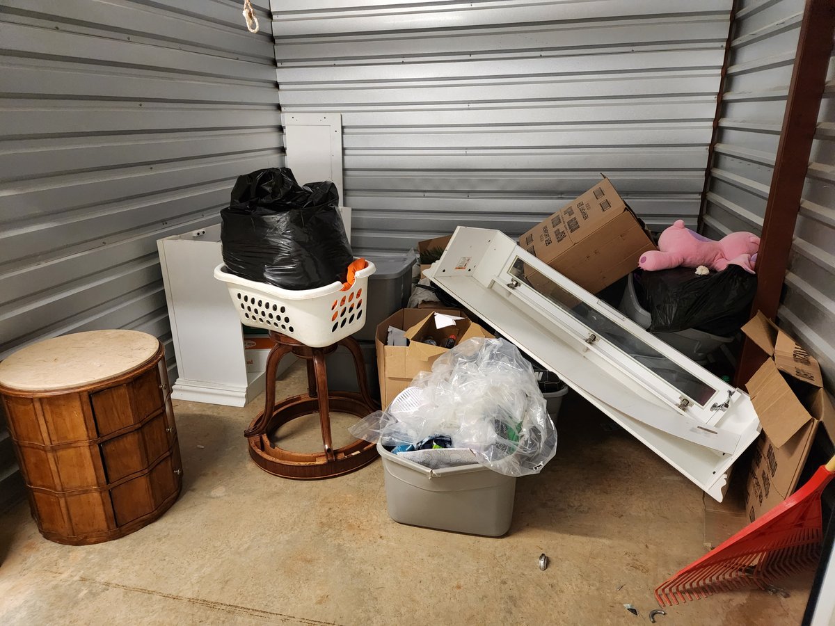 10 x 10 storage unit in Winston-salem, NC