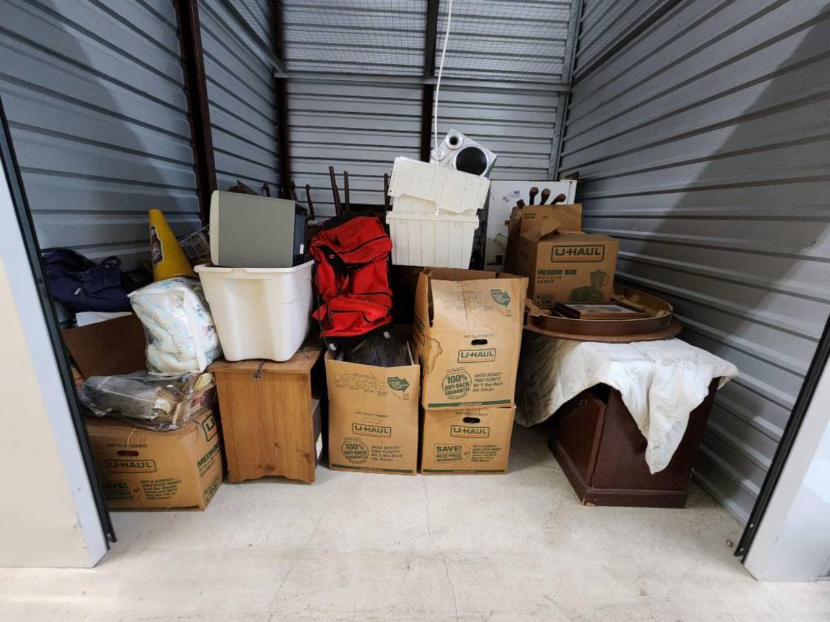 10 x 10 storage unit in San Antonio, TX