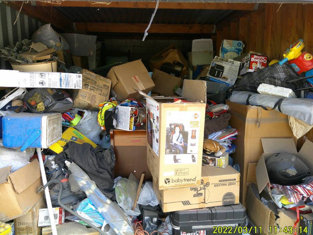 10 x 20 storage unit in Hemet, CA
