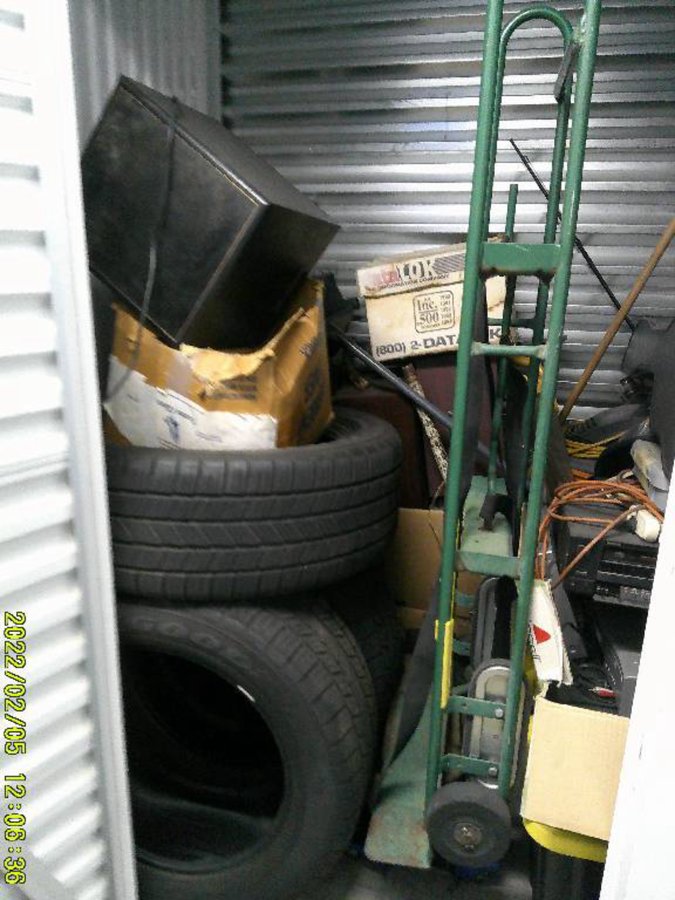 5 x 5 storage unit in Hemet, CA