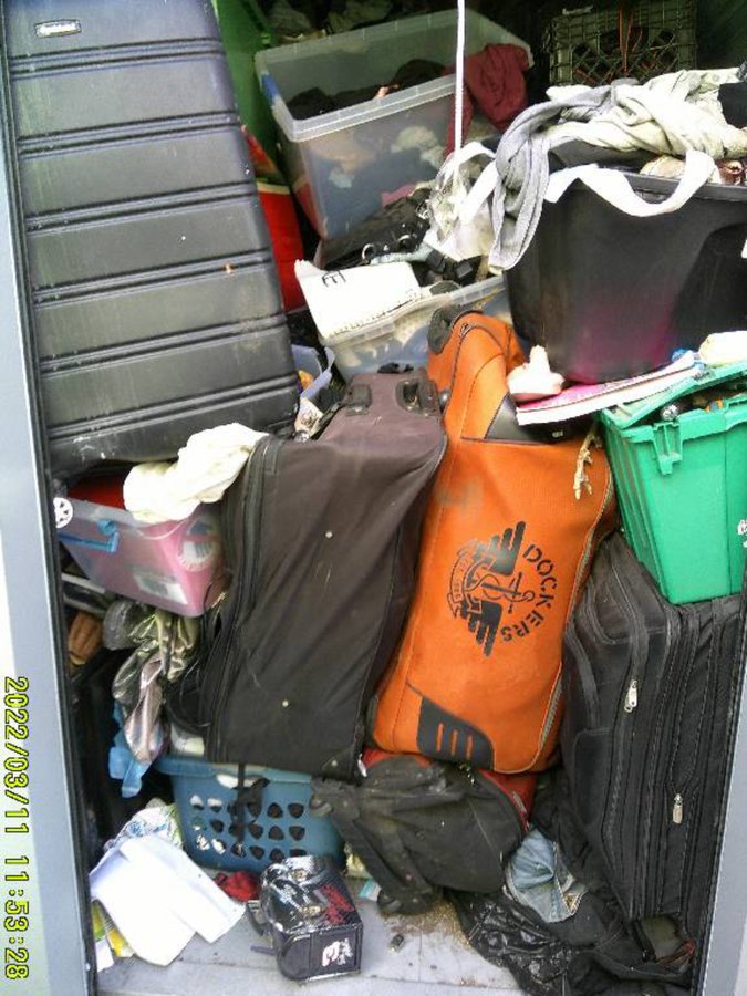 5 x 10 storage unit in Hemet, CA