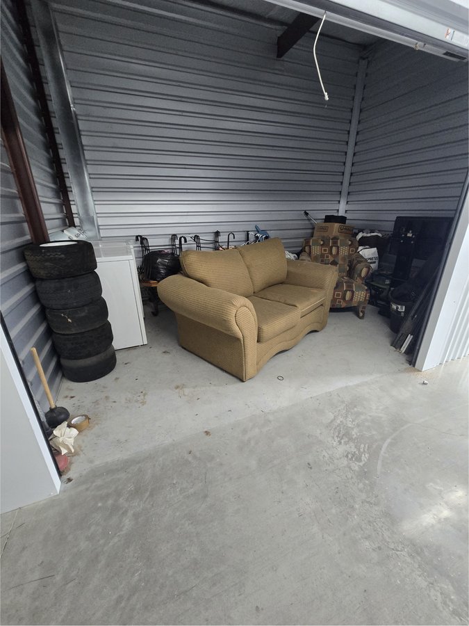 10 x 15 storage unit in San Antonio, TX
