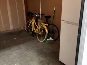 10 x 15 unit in Oakland