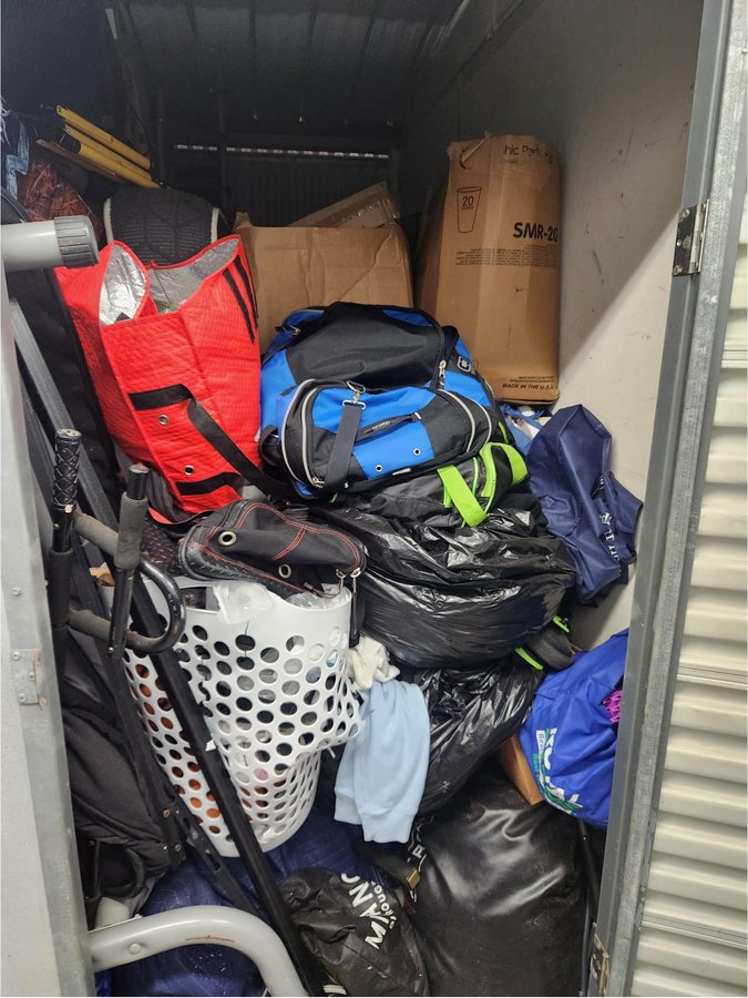 5 x 10 storage unit in Rosedale, MD