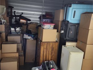 10 x 10 storage unit in North Las Vegas, NV