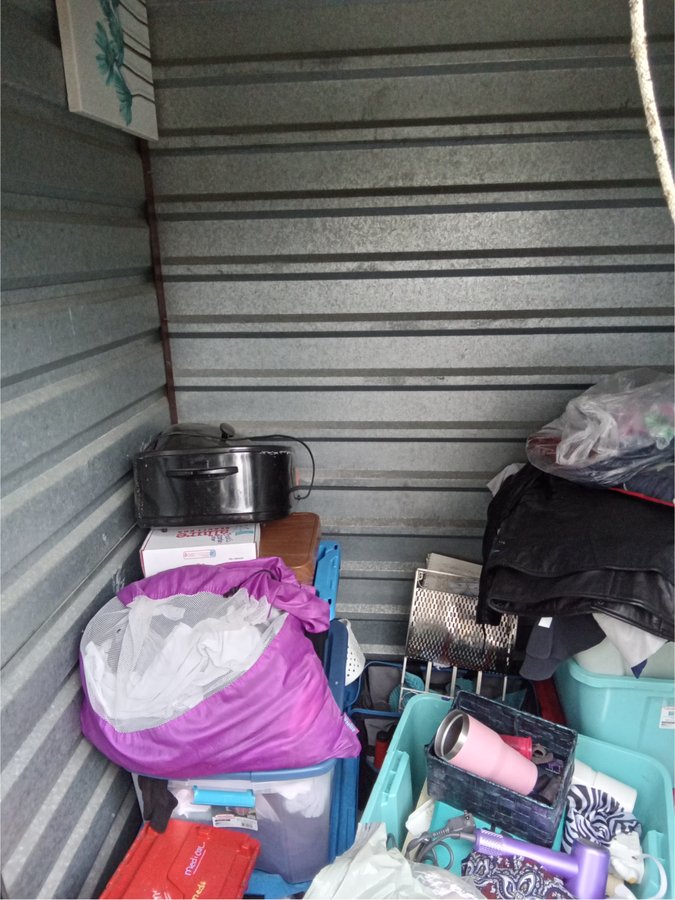 5 x 5 storage unit in Des Moines, IA