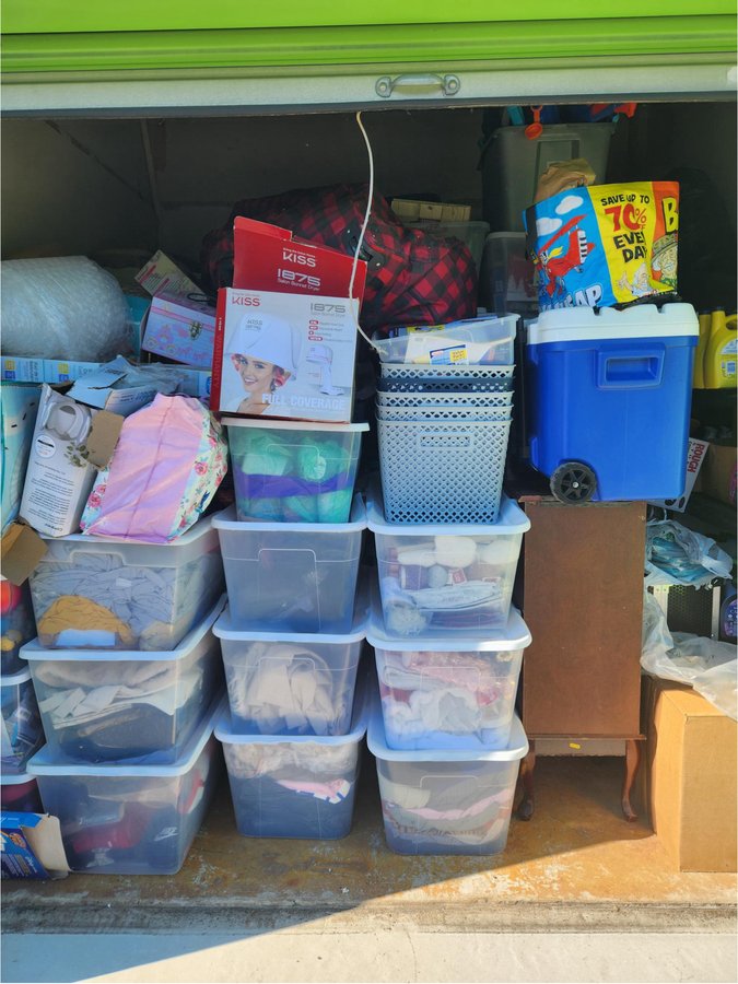 10 x 10 storage unit in Rosedale, MD