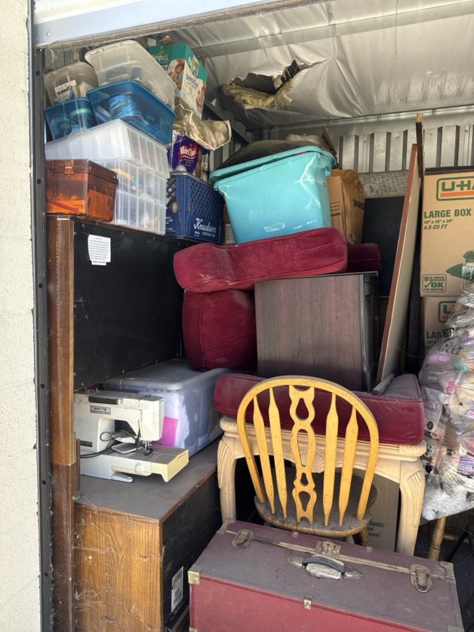 10 x 10 storage unit in San Jacinto, CA
