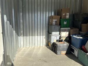 10 x 10 storage unit in San Jacinto, CA