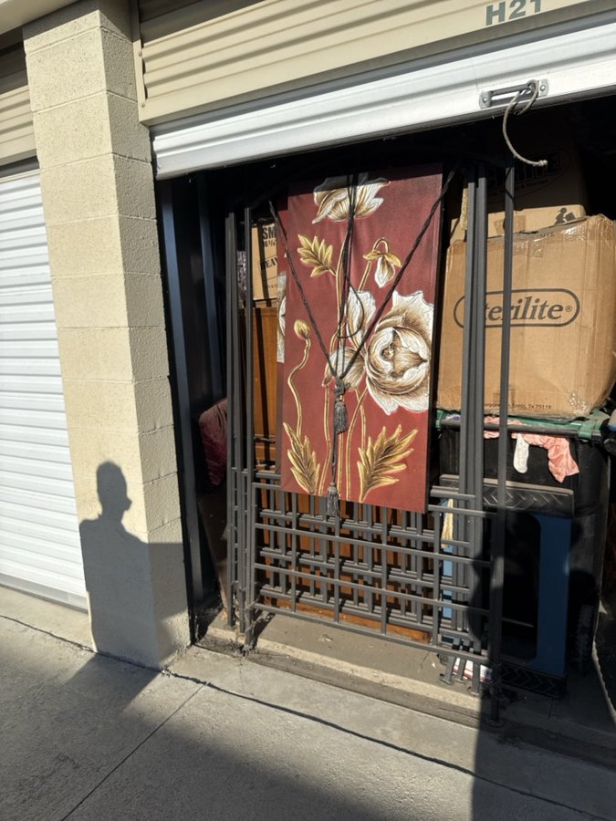 10 x 10 storage unit in San Jacinto, CA