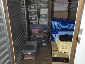 5 x 10 storage unit in Los Angeles, CA