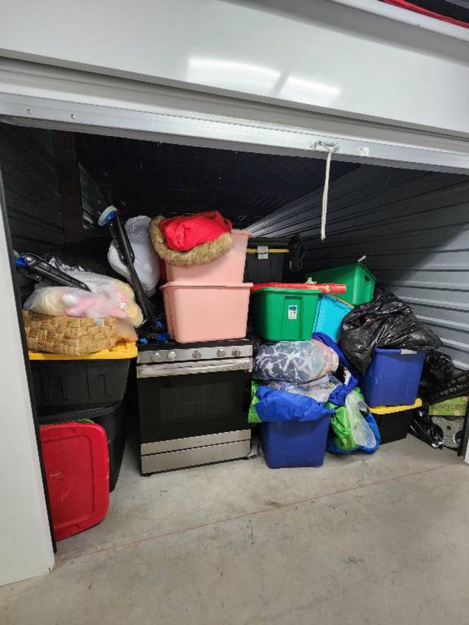 10 x 25 storage unit in Manchester, MO