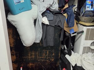 5 x 10 storage unit in Sanford, FL