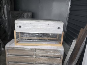 10 x 10 unit in Los Angeles