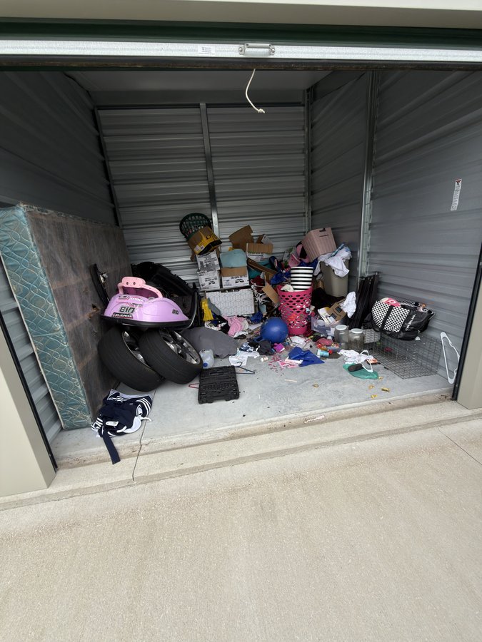 10 x 10 storage unit in Franklin, IN