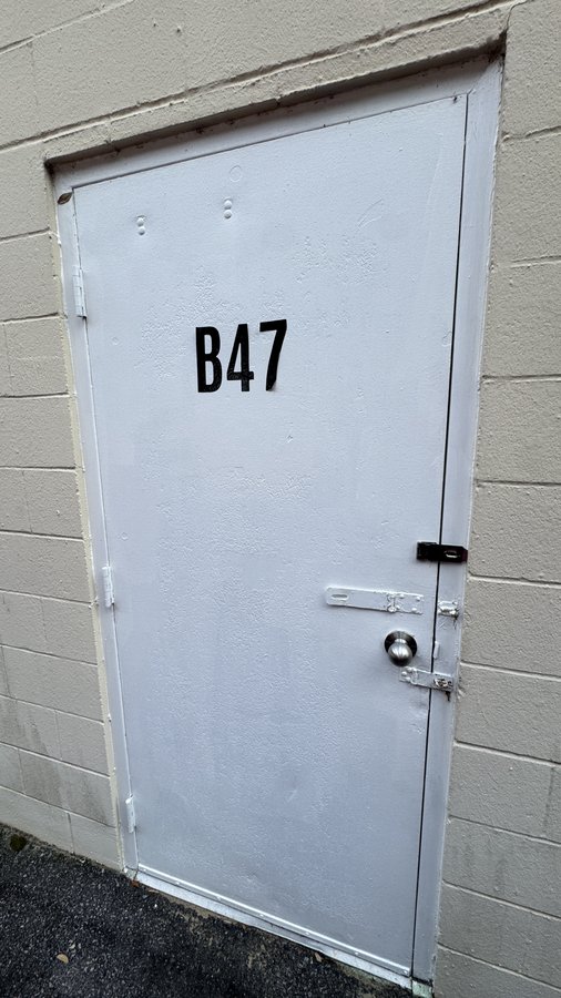 10 x 10 storage unit in Greenville, NC