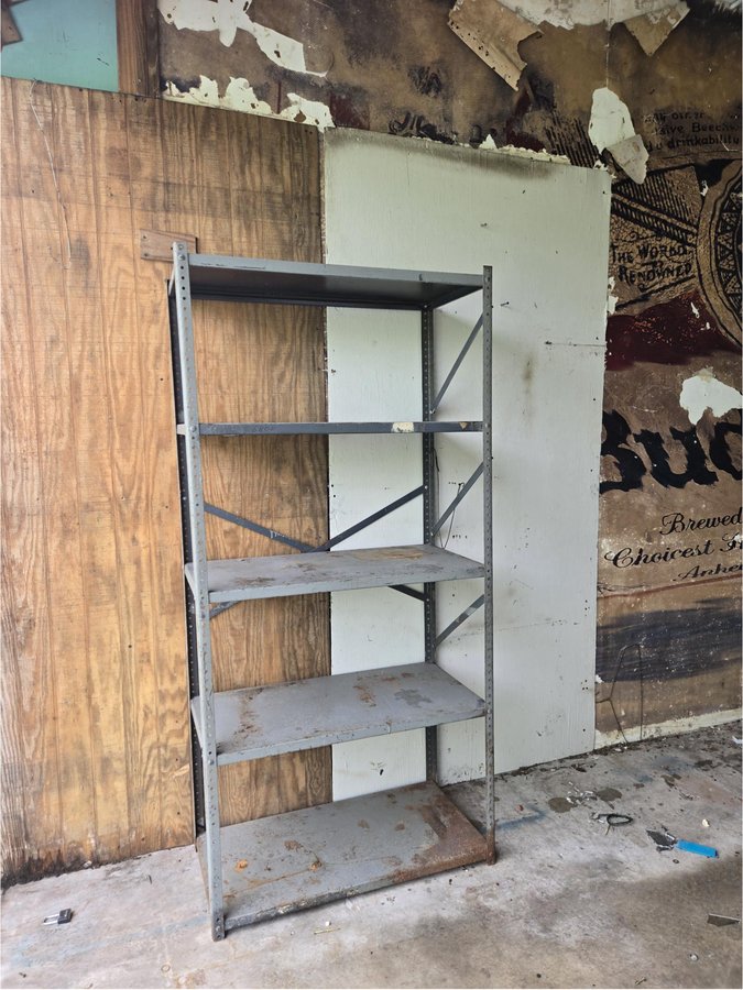 11 x 20 storage unit in Fort Lauderdale, FL