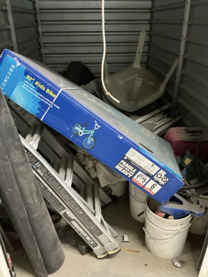 5 x 10 storage unit in Coachella, CA