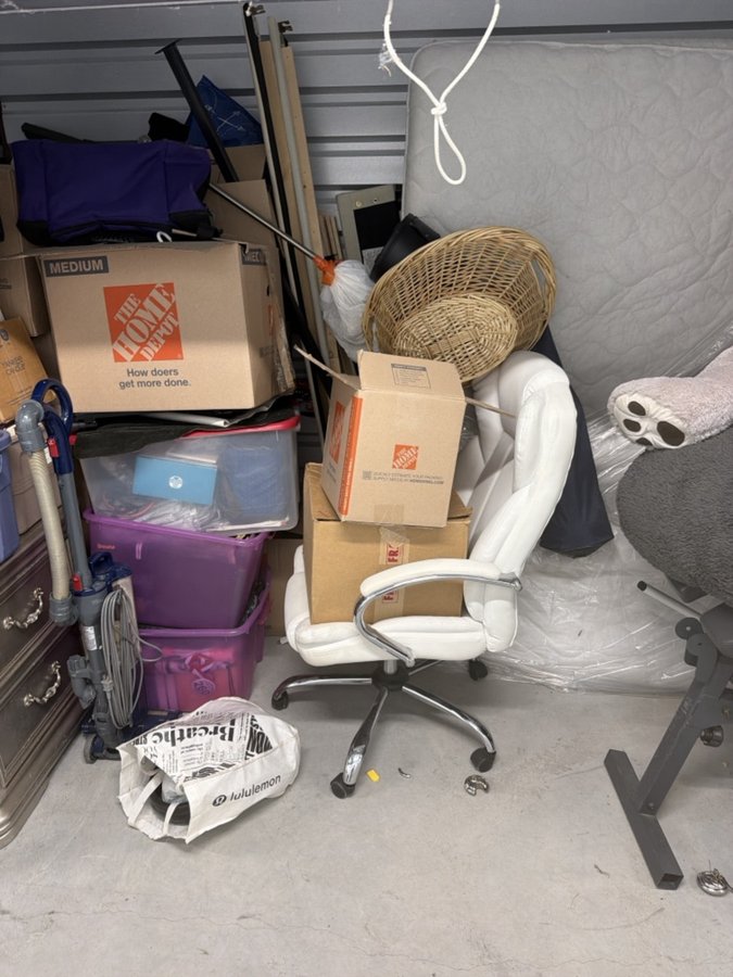 10 x 5 storage unit in Rochester Hills, MI