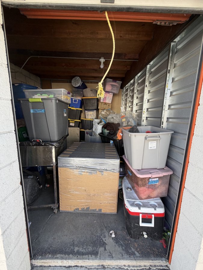 10 x 12 storage unit in La Verne, CA