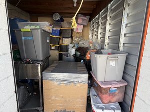 10 x 12 unit in La Verne