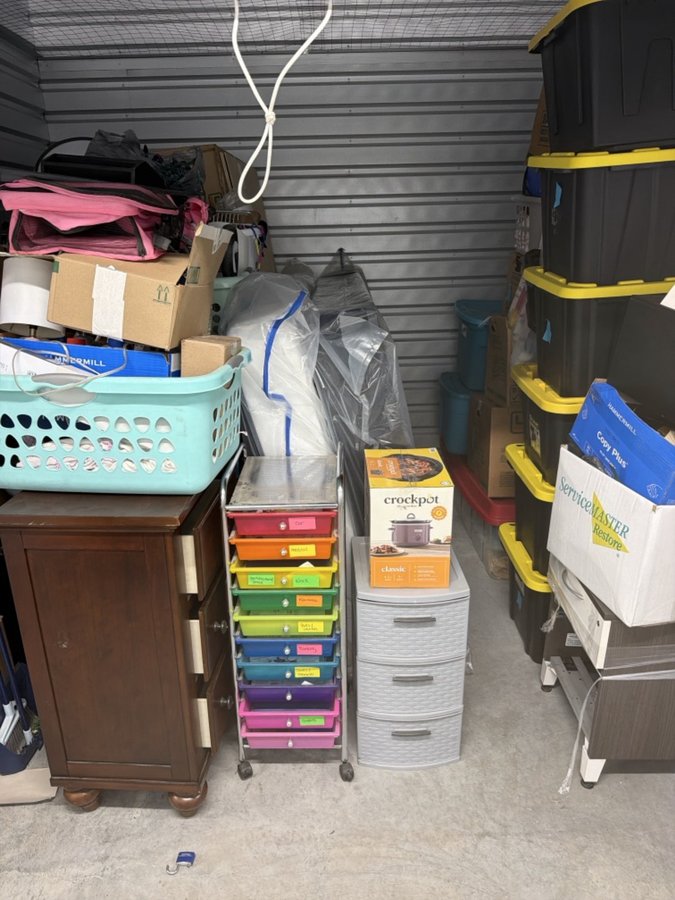 10 x 10 storage unit in Rochester Hills, MI