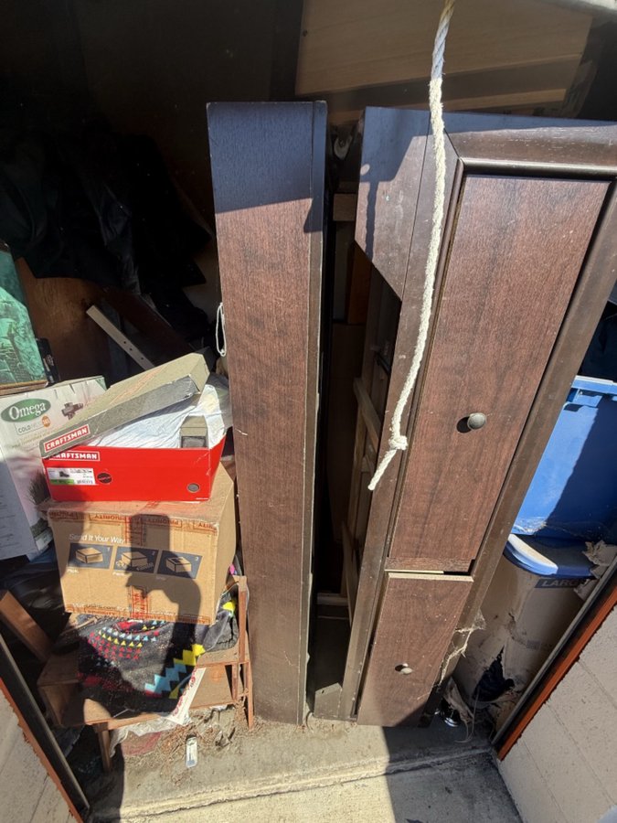 5 x 10 storage unit in La Verne, CA