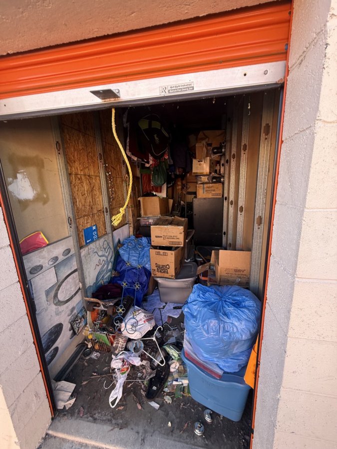 5 x 15 storage unit in La Verne, CA