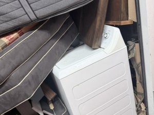 8 x 10 unit in Bronx