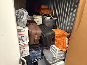 5 x 10 unit in Pomona