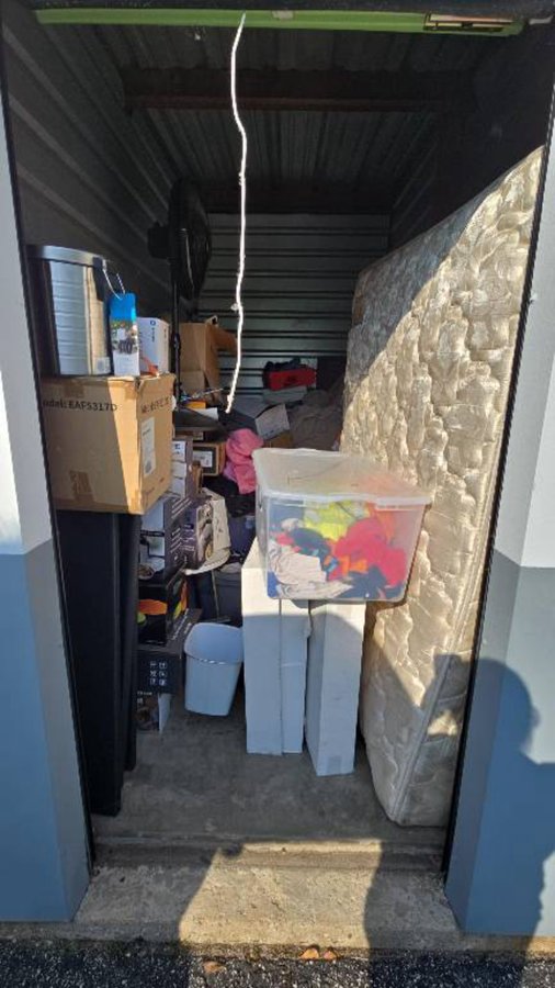 5 x 10 storage unit in Grandville, MI