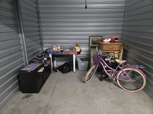 10 x 10 storage unit in Greenville, SC