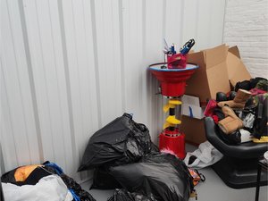 10 x 10 storage unit in Baltimore, MD