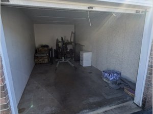 10 x 20 storage unit in Alexandria, VA