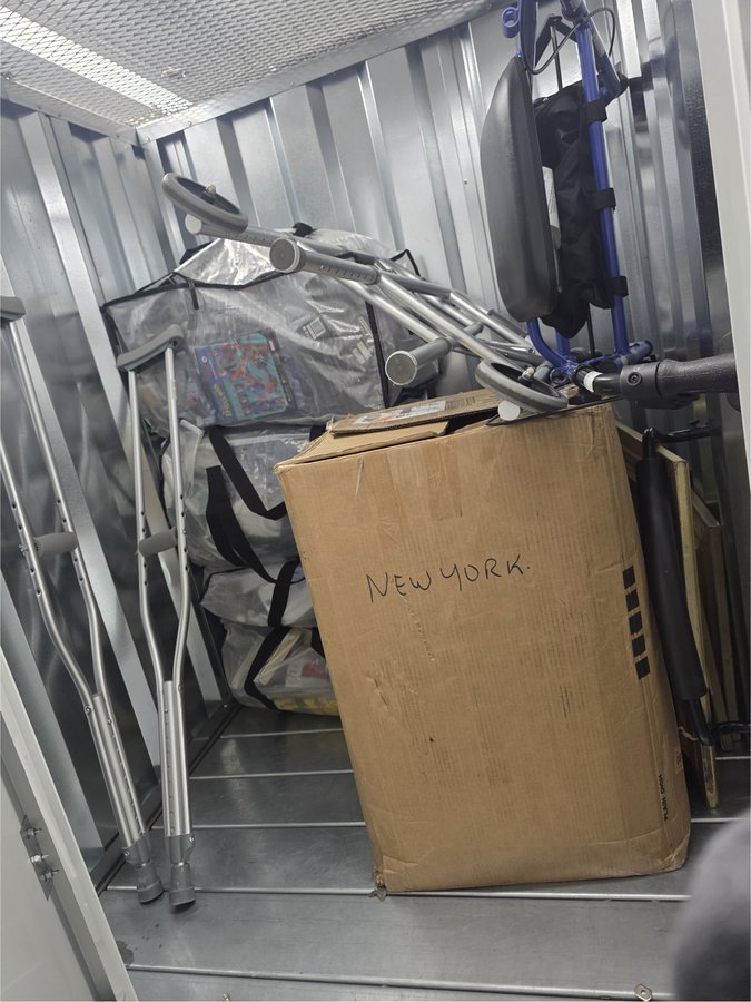 4 x 4 storage unit in New York, NY
